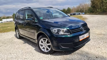 VOLKSWAGEN Touran
