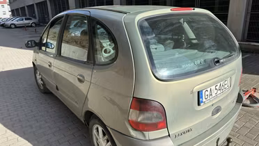 RENAULT Scenic