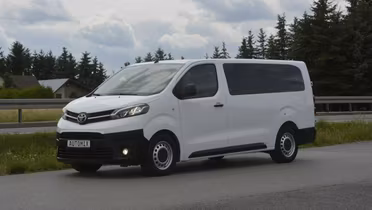 TOYOTA Proace Verso