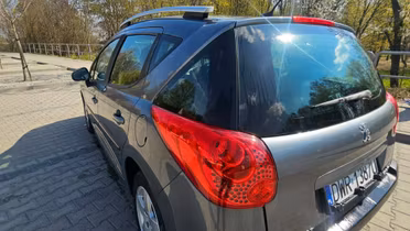 PEUGEOT 207