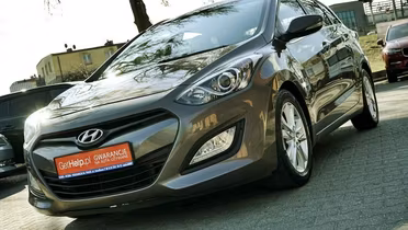 HYUNDAI i30