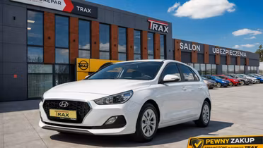 HYUNDAI i30