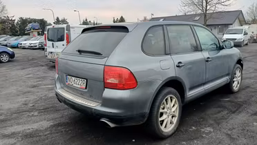 PORSCHE Cayenne