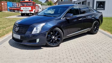 CADILLAC XTS