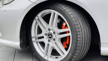 MERCEDES-BENZ E Klasa