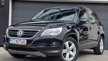 VOLKSWAGEN Tiguan