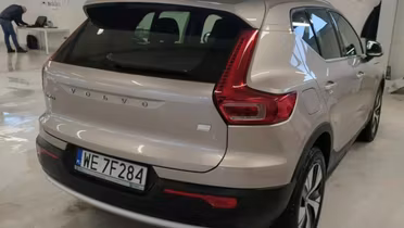 VOLVO XC40