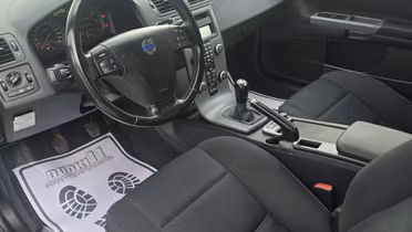 VOLVO C30