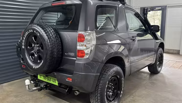SUZUKI Grand Vitara