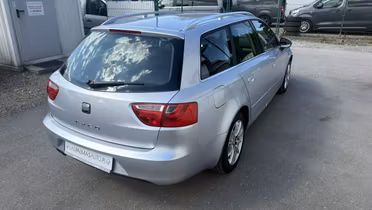 SEAT Exeo
