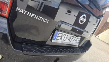 NISSAN Pathfinder
