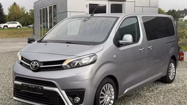 TOYOTA Proace Verso