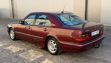 MERCEDES-BENZ E Klasa