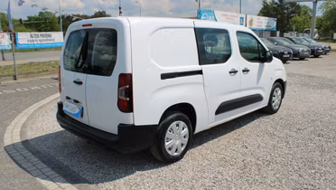 TOYOTA Proace City