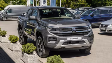 VOLKSWAGEN Amarok