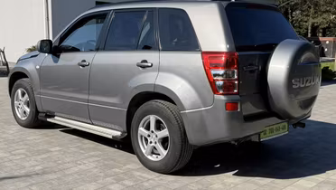 SUZUKI Grand Vitara