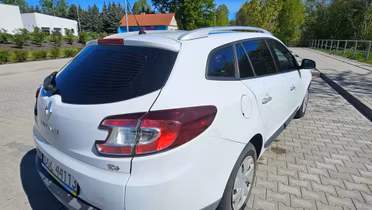 RENAULT Megane