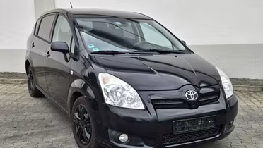 TOYOTA Corolla Verso