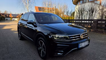 VOLKSWAGEN Tiguan