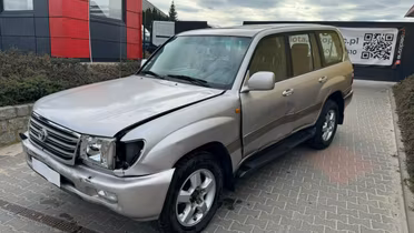 TOYOTA Land Cruiser
