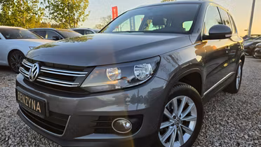 VOLKSWAGEN Tiguan