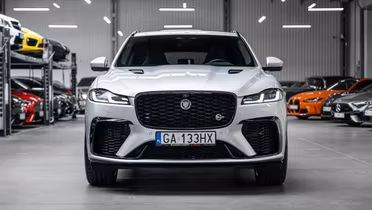 JAGUAR F-Pace