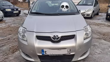 TOYOTA Auris