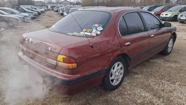 NISSAN Maxima