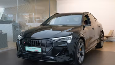 AUDI e-tron Sportback