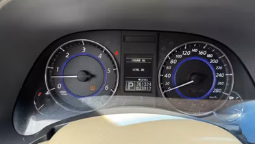 INFINITI QX70