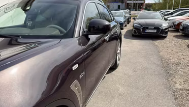 INFINITI QX70