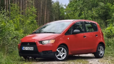 MITSUBISHI Colt