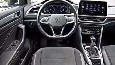 VOLKSWAGEN T-ROC