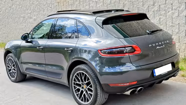PORSCHE Macan