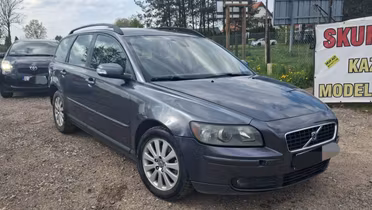 VOLVO V50