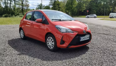 TOYOTA Yaris