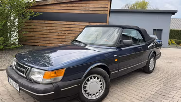 SAAB 900