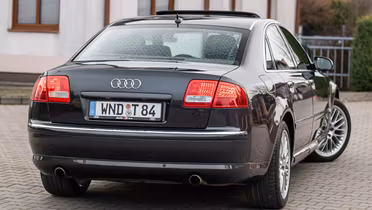 AUDI A8