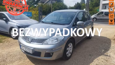 NISSAN Tiida