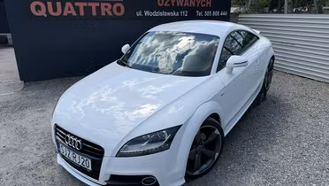 AUDI TT