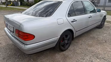 MERCEDES-BENZ E Klasa