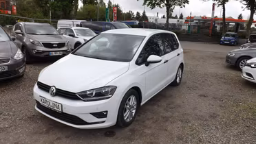VOLKSWAGEN Golf Sportsvan