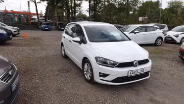 VOLKSWAGEN Golf Sportsvan