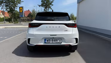 LEXUS LBX