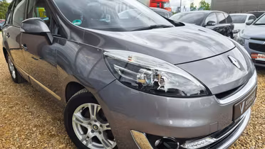 RENAULT Grand Scenic