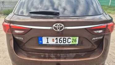 TOYOTA Avensis