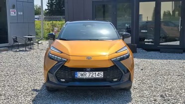TOYOTA C-HR
