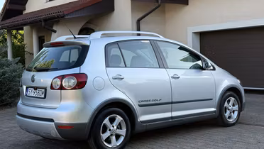 VOLKSWAGEN Golf Plus