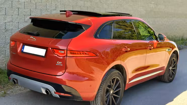 JAGUAR F-Pace