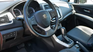 SUZUKI S-Cross